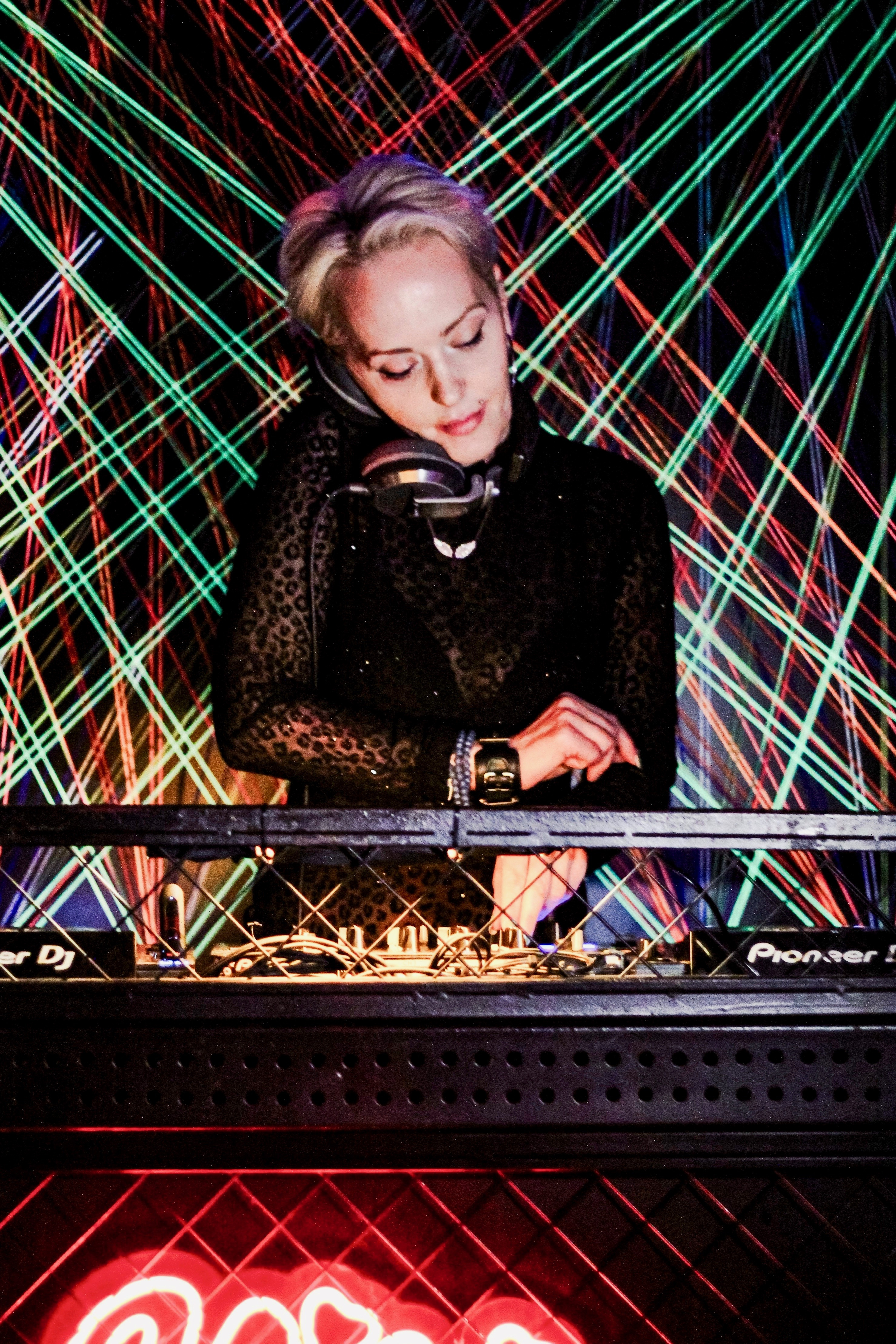 Ilka Lichi — DJ booth performance